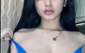 Joice beha biru goyang hot