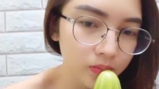 Dede iLaa bening suka yang besar