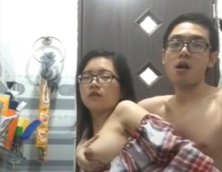 Koko dan Cici Berkacamata Ngentot Mesra - AVTub