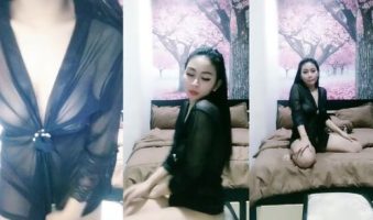 Toket Kecil Mungil Kak Mawar Binal Dance - AVTub