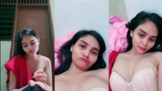 DMX Kucing Mahasiswi Buka-bukaan di Kost ID 40630845 Mango